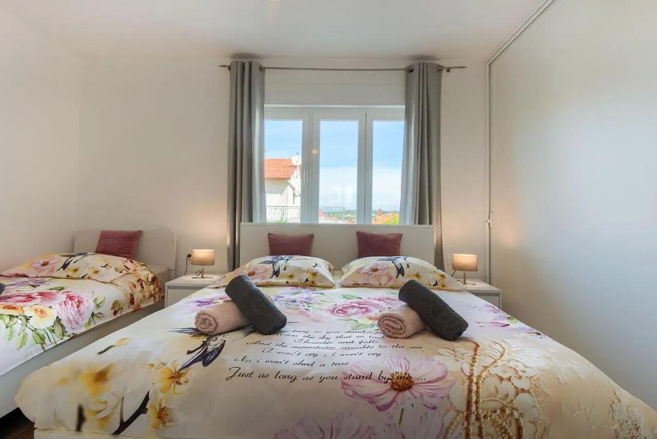 Esther Apartment Pula