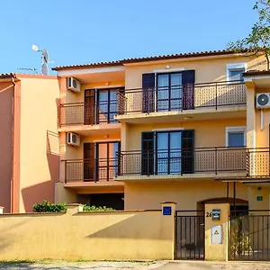 Silvana 74 , Pula Croatie